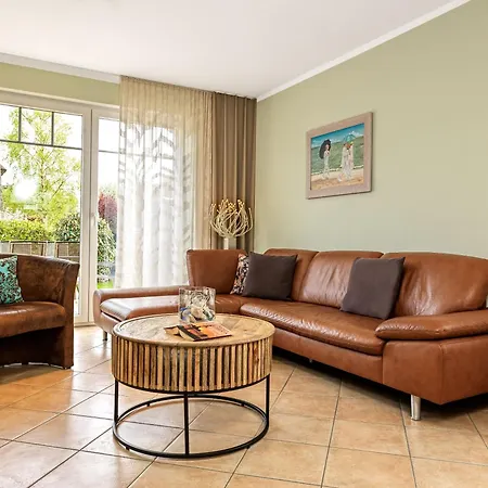 Doppelhaeuser Haus Ruh Di Ut Holiday home Timmendorf