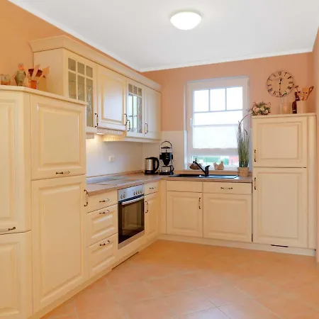Doppelhaeuser Haus Ruh Di Ut Holiday home *